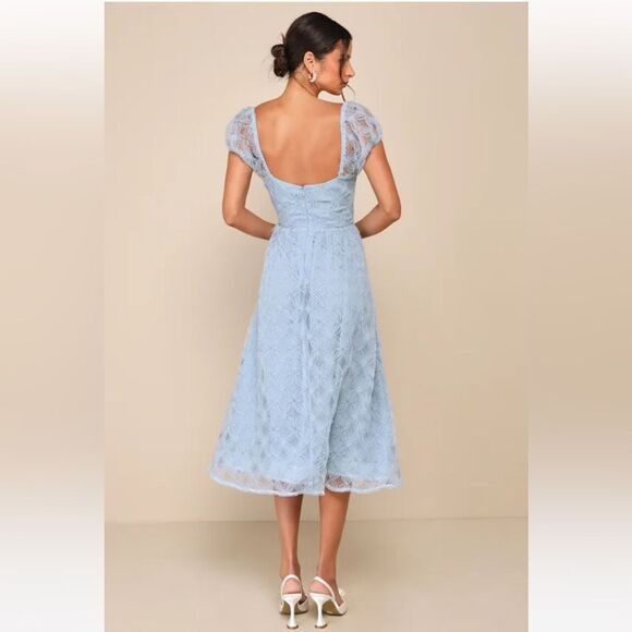 LULUS  EXCEEDINGLY ELEGANT BLUE FLORAL APPLIQUÉ BUSTIER MIDI DRESS SZ L NWT - Picture 4 of 17